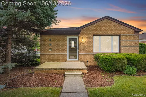 $194,900 | 8758 Huron Street, Taylor, MI 48180