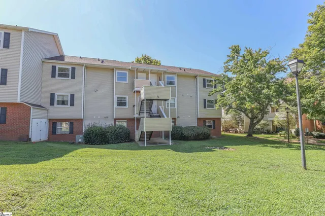 $159,999 | 2601 Duncan Chapel Road, Unit A302, Greenville, SC 29617