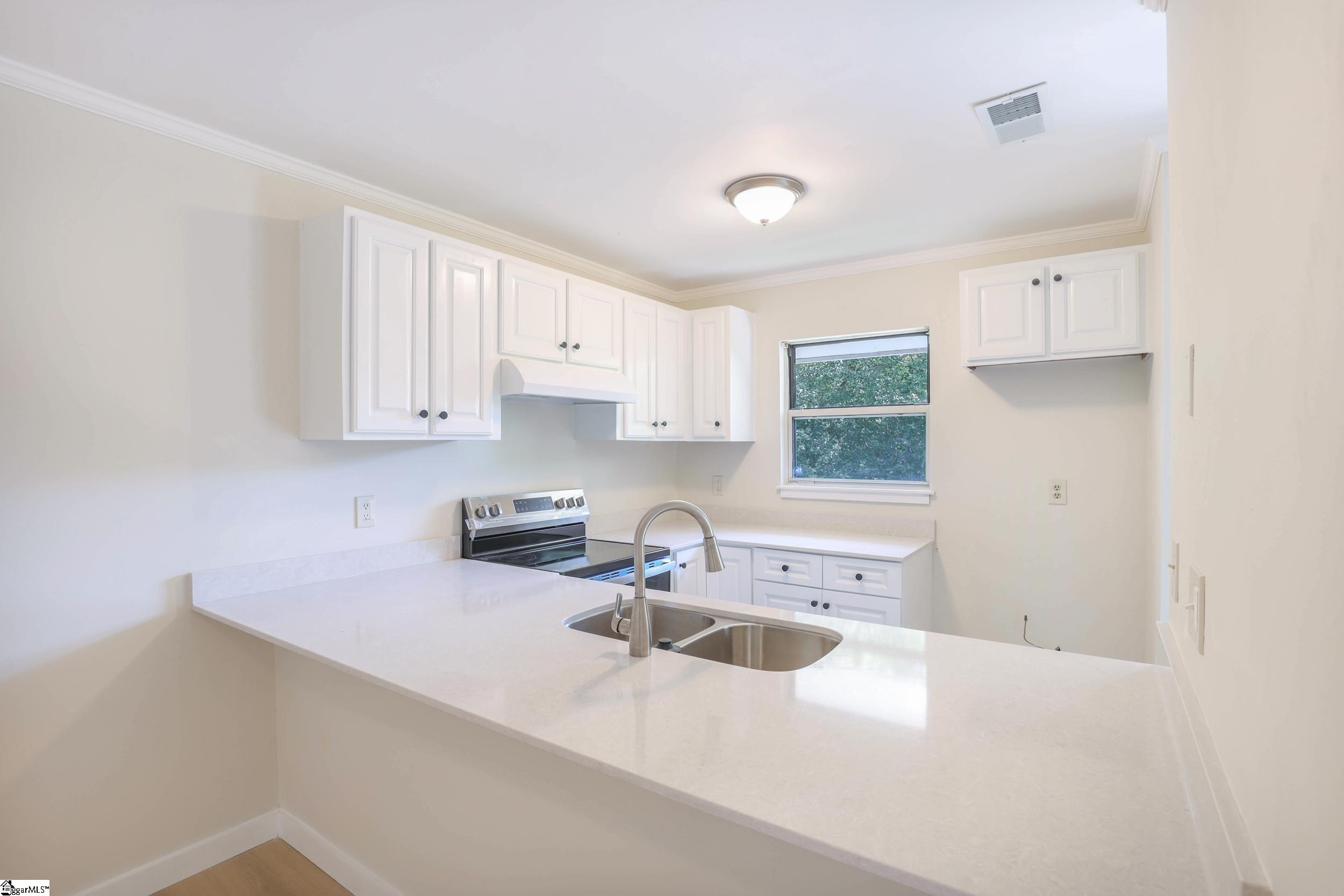 2601 Duncan Chapel Road, Unit A302 Greenville, SC 29617 - Photo 11 of 32