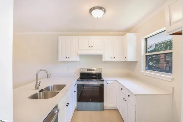 $159,999 | 2601 Duncan Chapel Road, Unit A302, Greenville, SC 29617