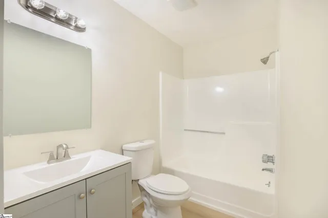 $159,999 | 2601 Duncan Chapel Road, Unit A302, Greenville, SC 29617