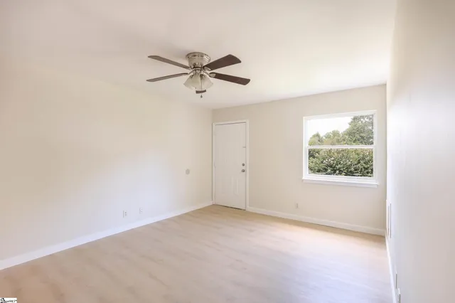 $159,999 | 2601 Duncan Chapel Road, Unit A302, Greenville, SC 29617