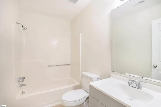 $159,999 | 2601 Duncan Chapel Road, Unit A302, Greenville, SC 29617