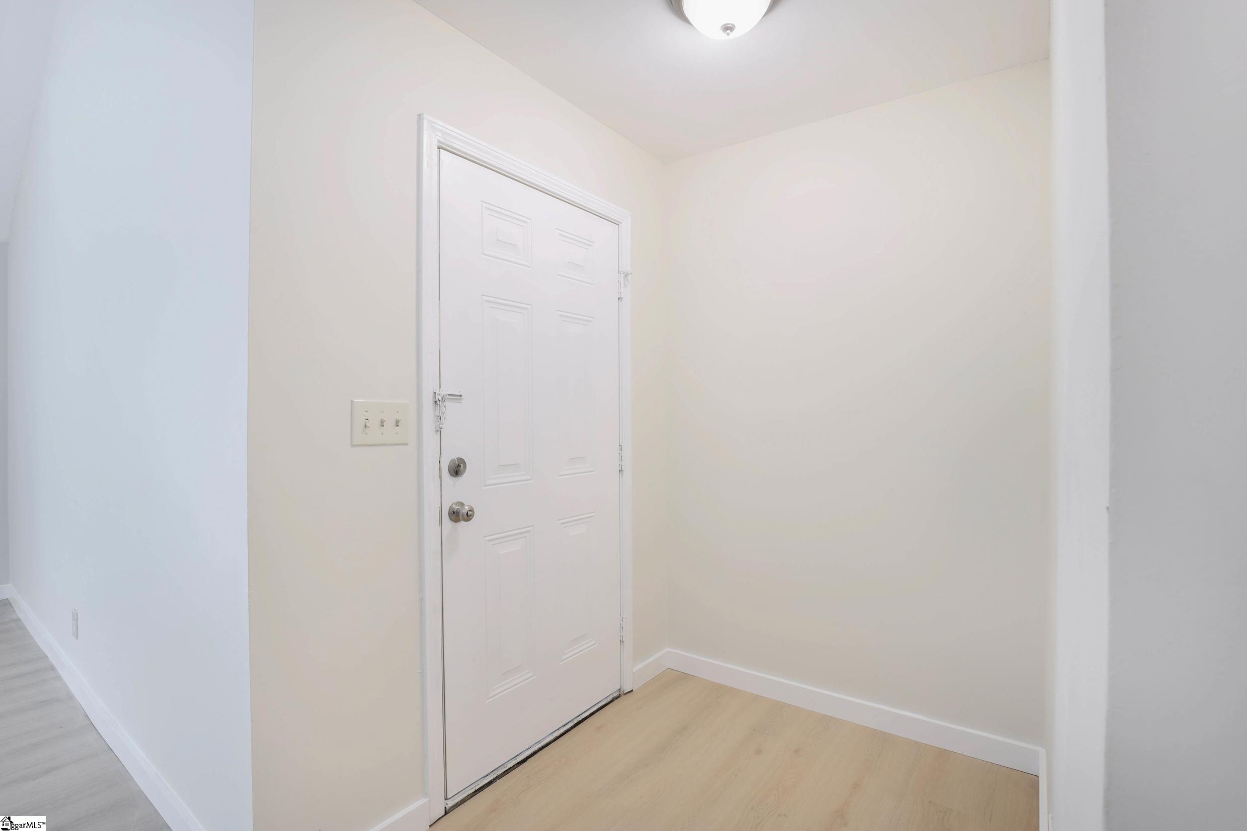 2601 Duncan Chapel Road, Unit A302 Greenville, SC 29617 - Photo 4 of 32