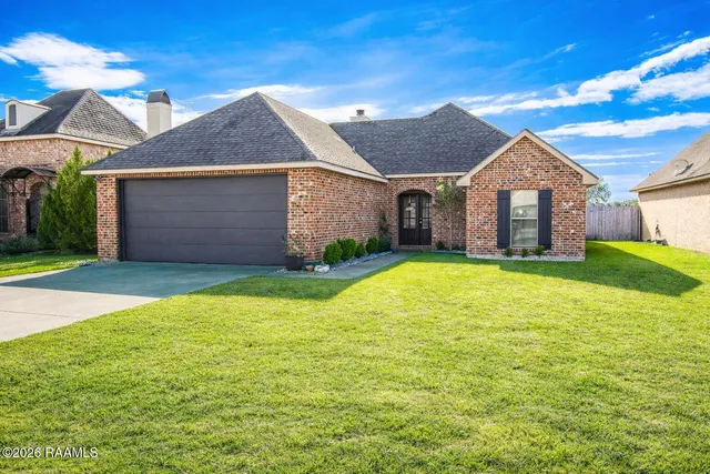 $230,000 | 206 Blackwater River Drive, Lafayette, LA 70508