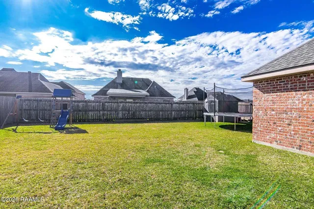 $230,000 | 206 Blackwater River Drive, Lafayette, LA 70508