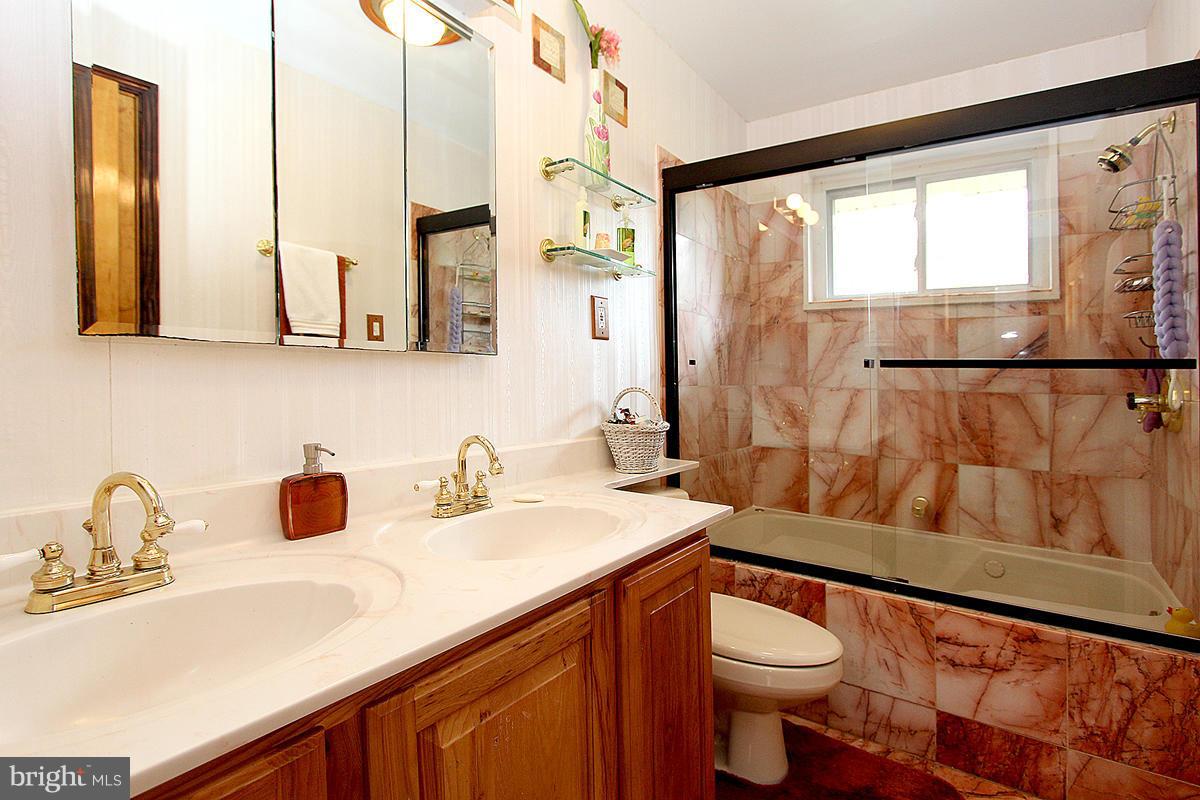 4808 Randolph Road Rockville, MD 20852 - Photo 16 of 30 Bath
