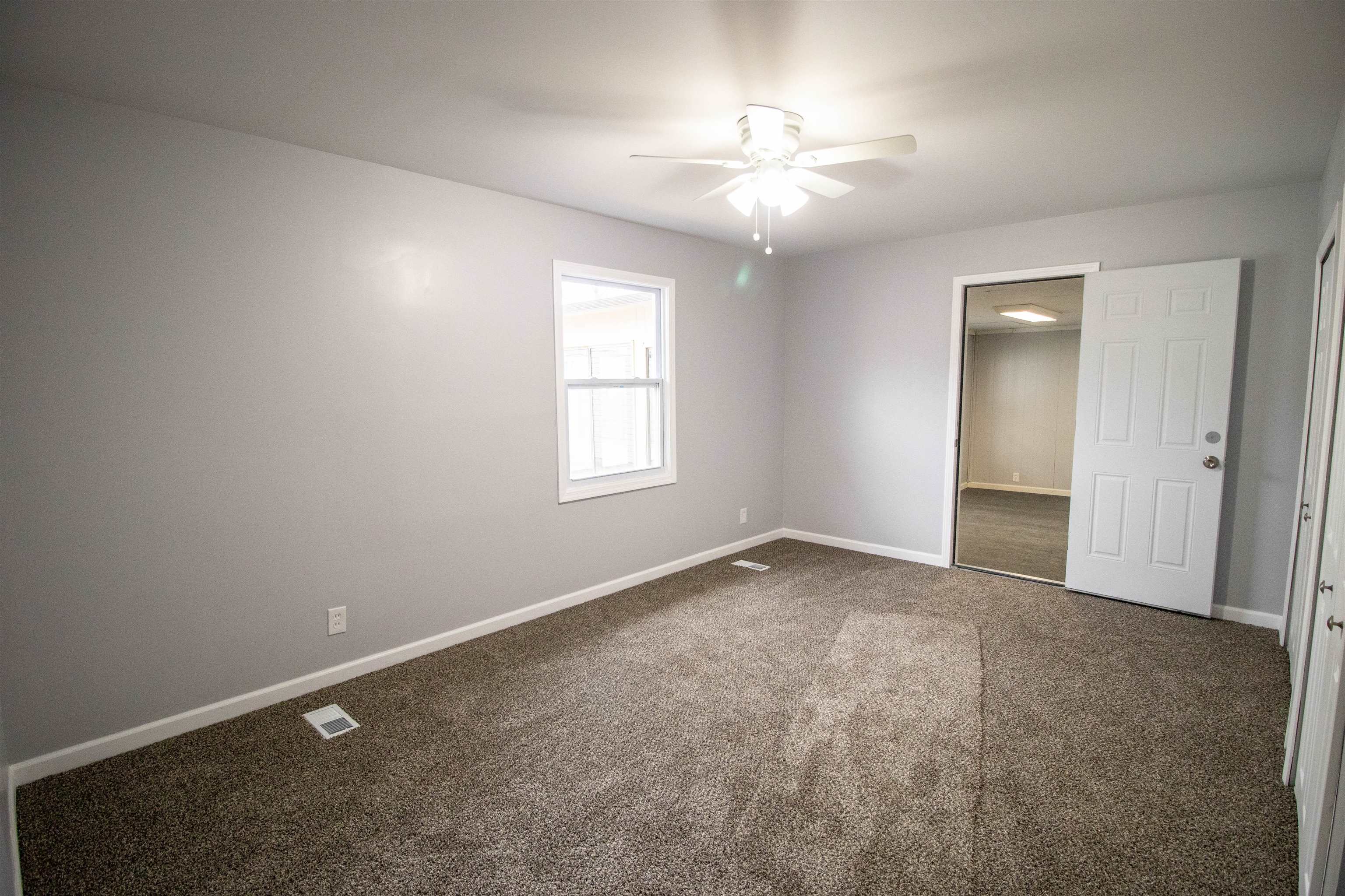 8554 North Clio Road Mount Morris, MI 48458 - Photo 20 of 38 50169565-ac98ec7c-3376-4590-9acc-90c5bc1d8ae2.JPG