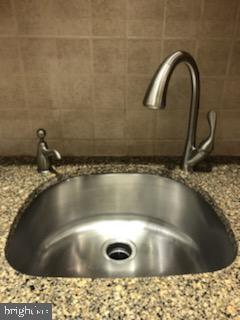 1729 Wilcox Lane Silver Spring, MD 20906 - Photo 8 of 31 Roomy sink.