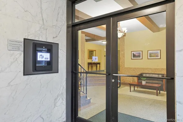 $499,000 | 555 Broadway, Unit 6E, Hastings-on-Hudson, NY 10706