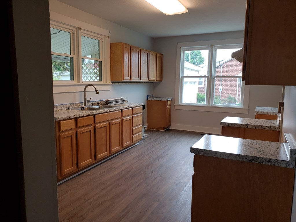 613 Maple Street Glade Spring, VA 24340 - Photo 5 of 14 Gallery Image 5