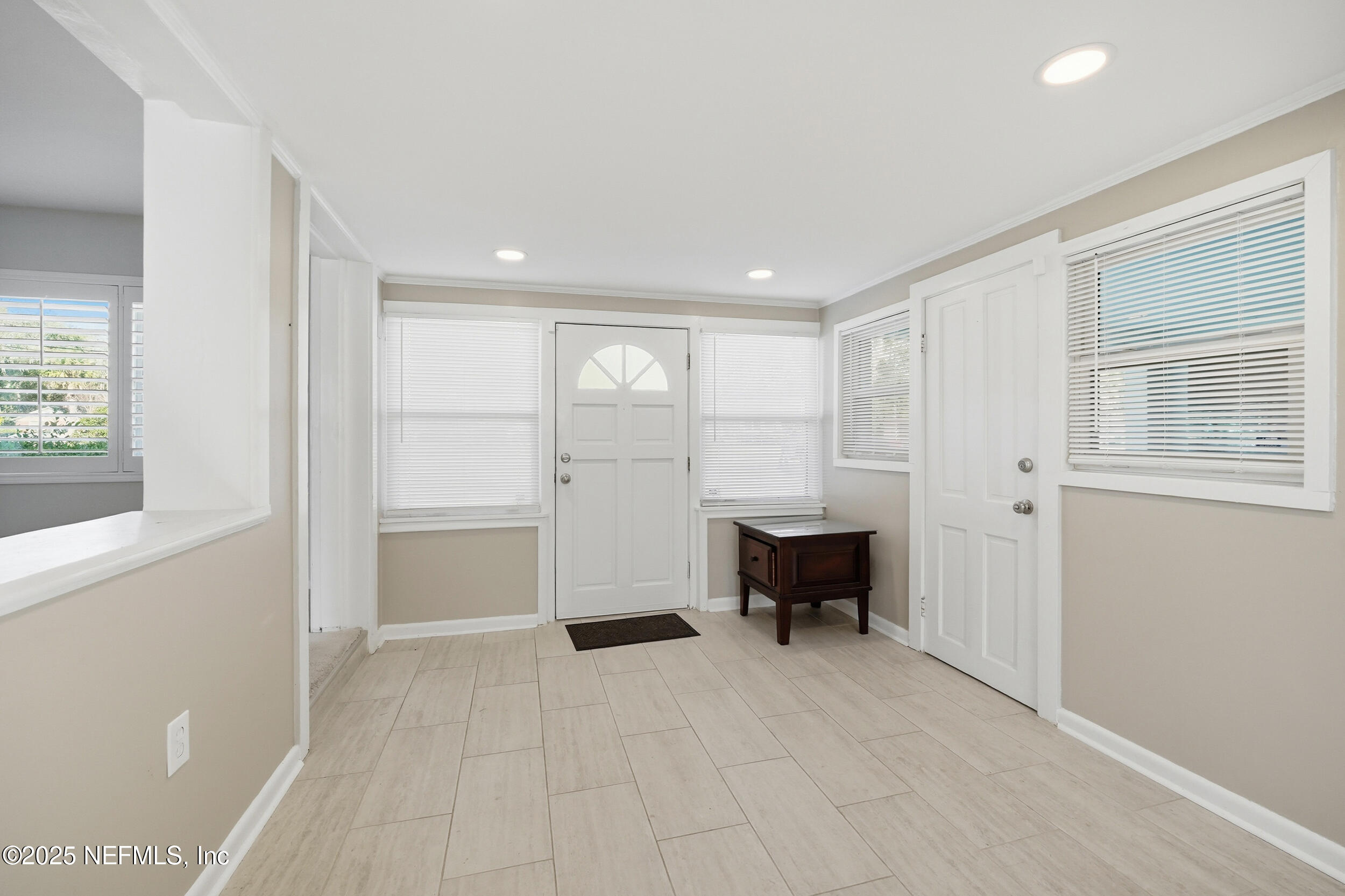 6500 Altama Road Jacksonville, FL 32216 - Photo 4 of 30 a view of an empty room with a window