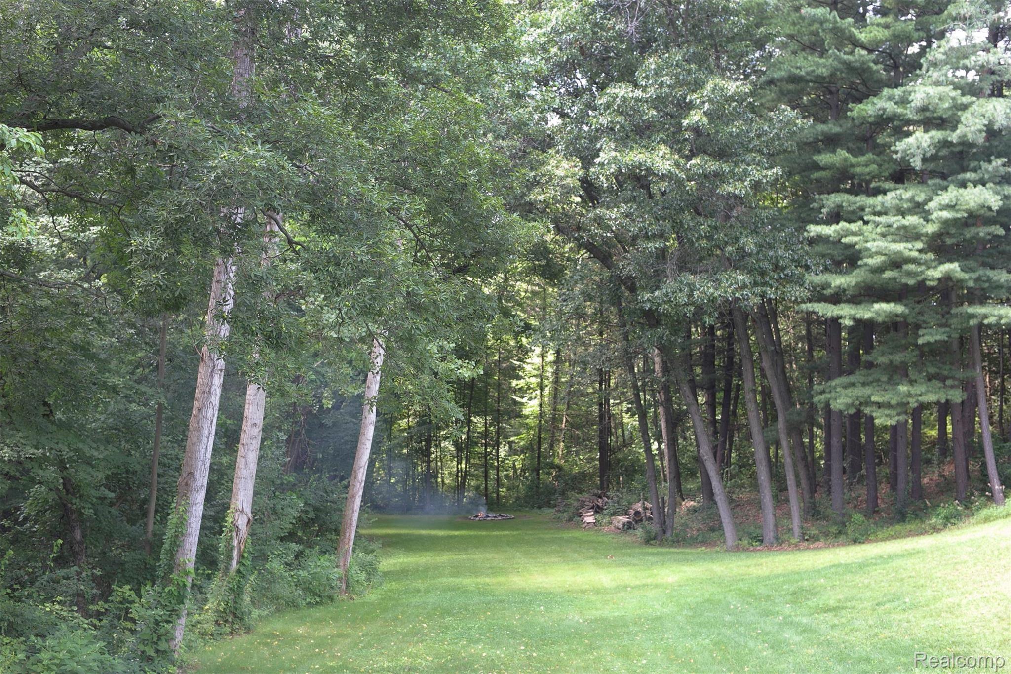 5683 Fisher Road Howell, MI 48855 - Photo 45 of 47 C6F95F47-490E-46CD-9DAB-F81E172F0CBD.jpeg