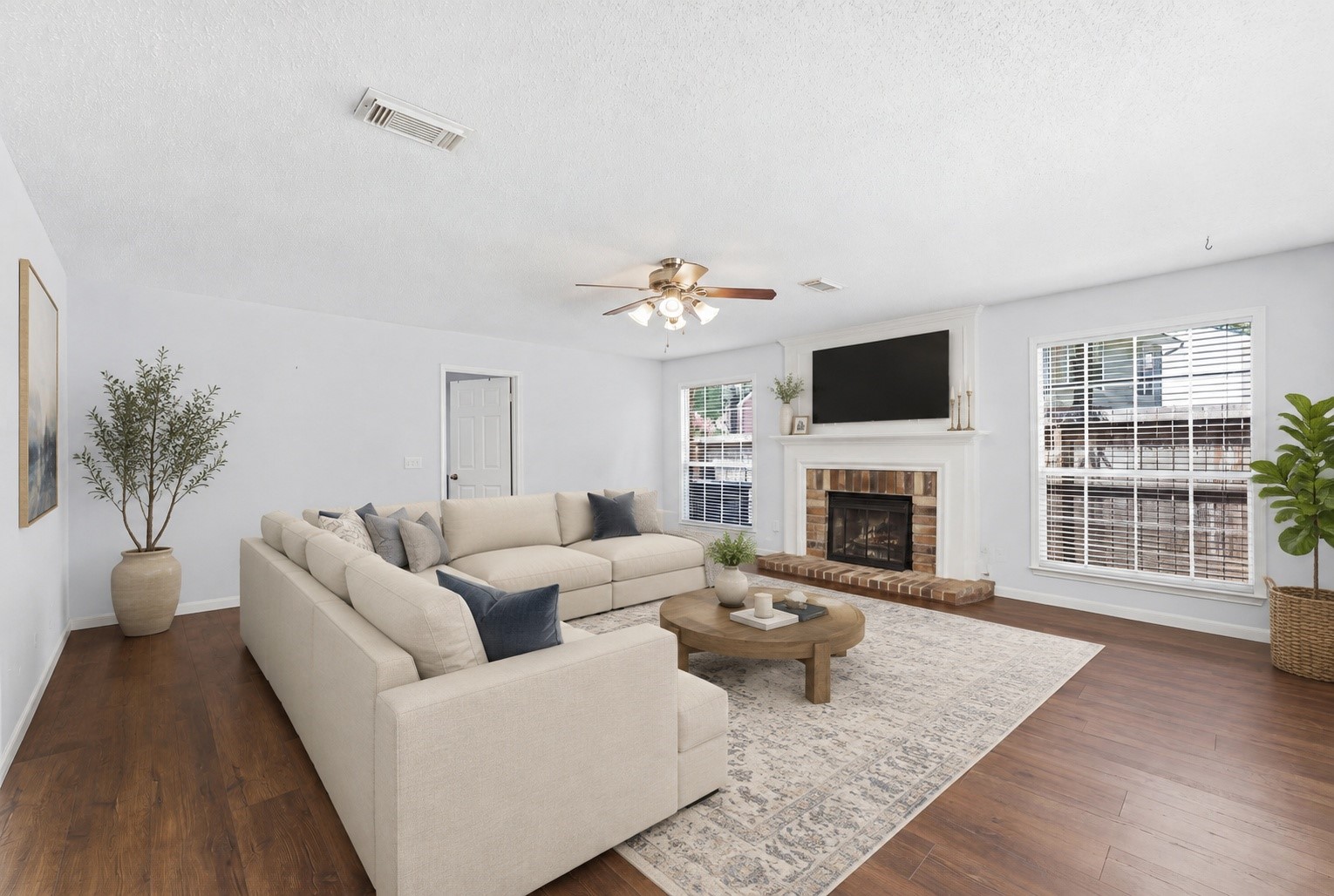 42 Fire Flicker Place Spring, TX 77381 - Photo 18 of 39 Virtually staged
