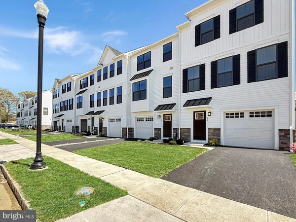 $599,000 | 21 Domenica Drive, Moorestown, NJ 08057