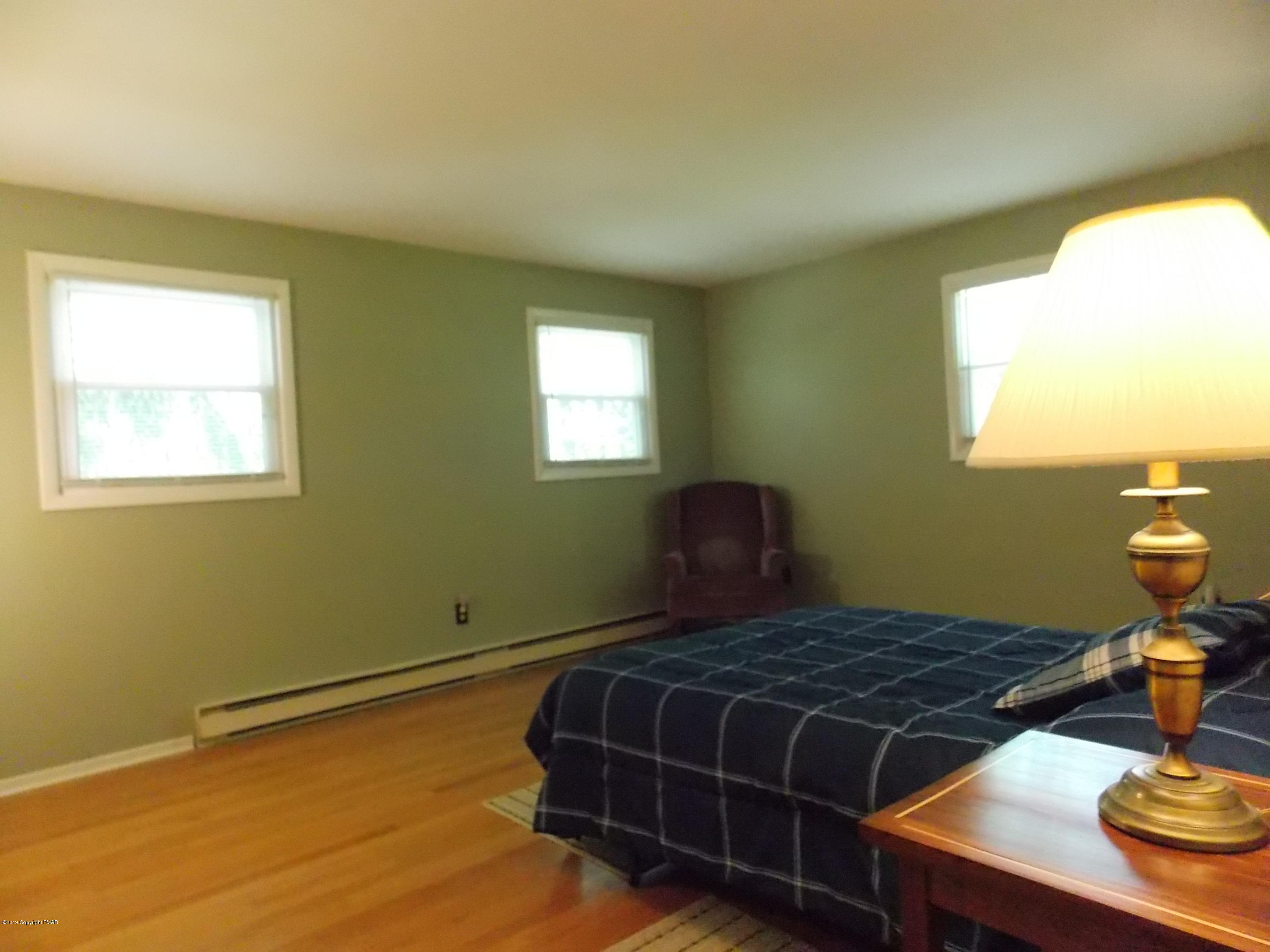 114 Lookout Point Road Canadensis, PA 18325 - Photo 8 of 48 DSCN8698