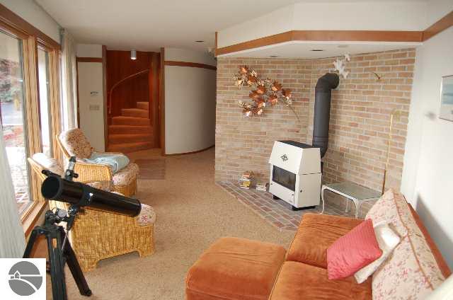 13518 Bluff Road Traverse City, MI 49686 - Photo 9 of 9 1670923-8.JPG