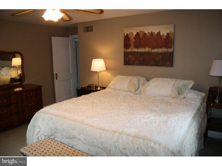 417 Heatherwood Road Havertown, PA 19083 - Photo 13 of 23 Bedroom - Main