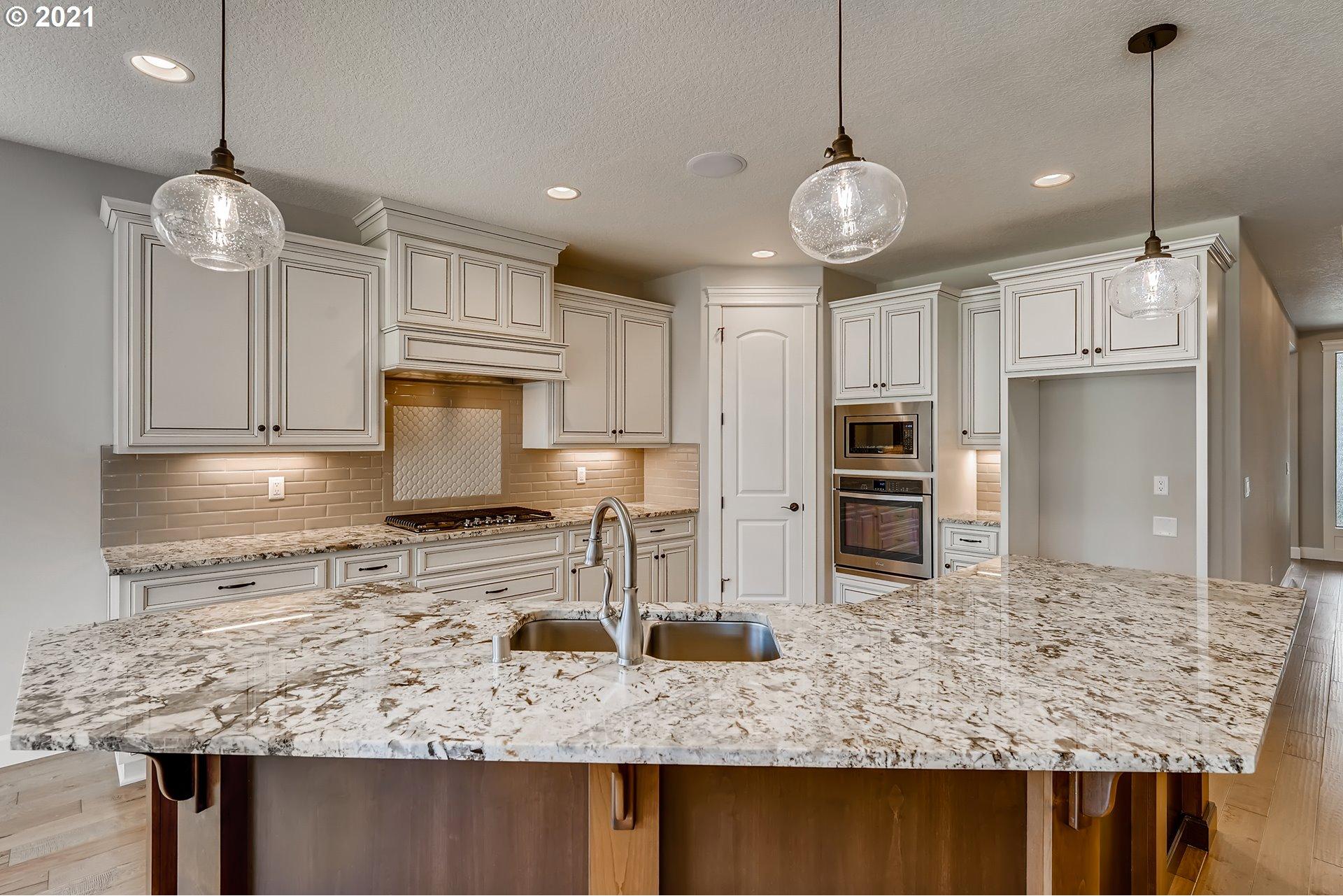 1308 North 8th Way Ridgefield, WA 98642 - Photo 10 of 32 Gallery Image 10