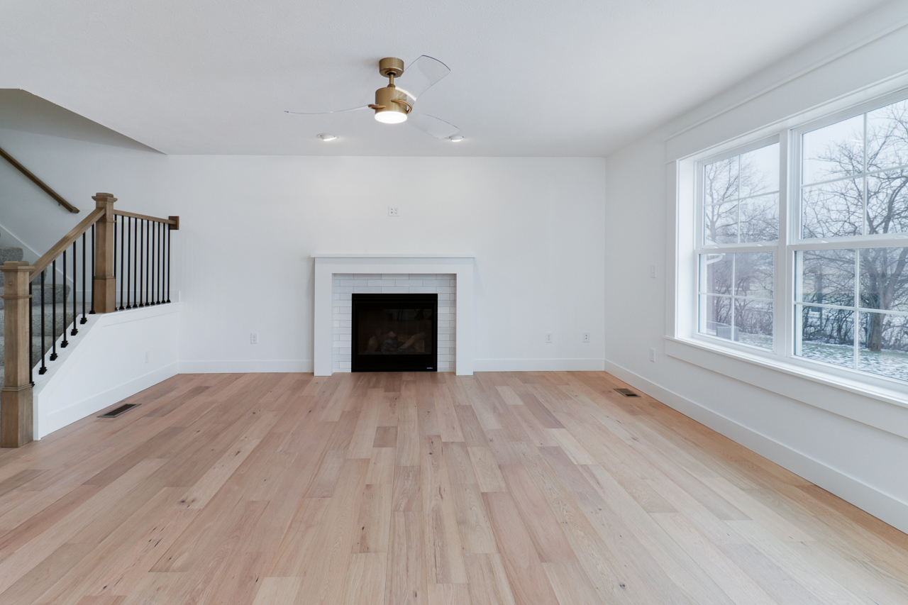 2506 Savanna Road Bloomington, IL 61705 - Photo 4 of 26 Gallery Image 4