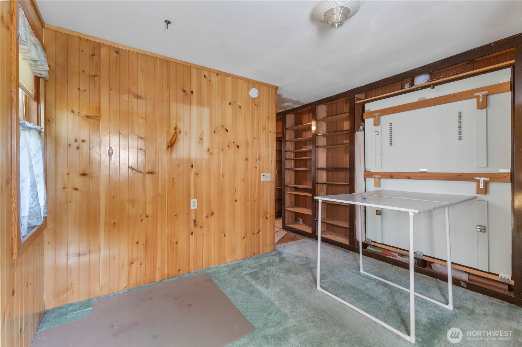 111 4th Avenue Southwest Pacific, WA 98047 - Photo 12 of 19 a view of an empty room