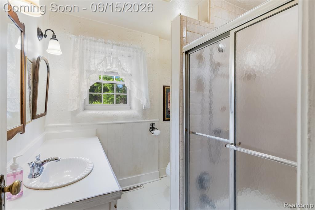 7447 Russell Street Davison, MI 48423 - Photo 19 of 44