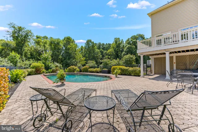 $1,750,000 | 1703 Lake Forest Drive, Finksburg, MD 21048