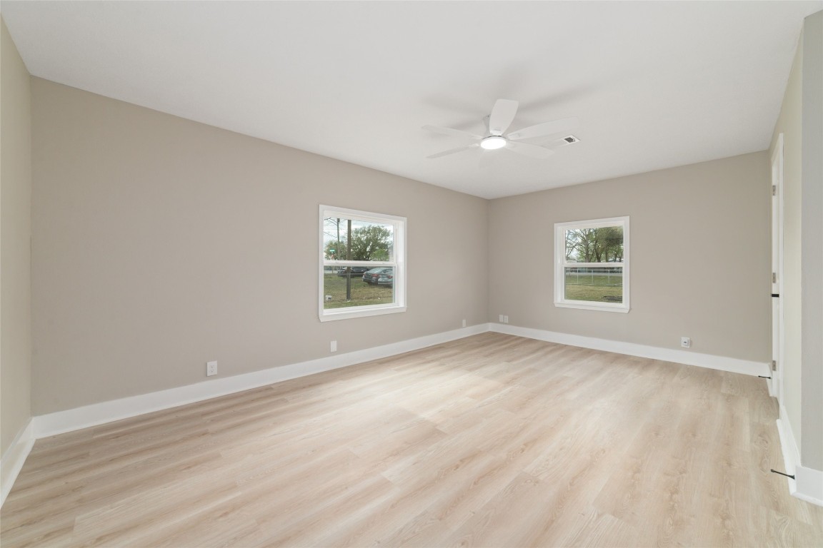 13431 Vrlla Road Guy, TX 77444 - Photo 16 of 32