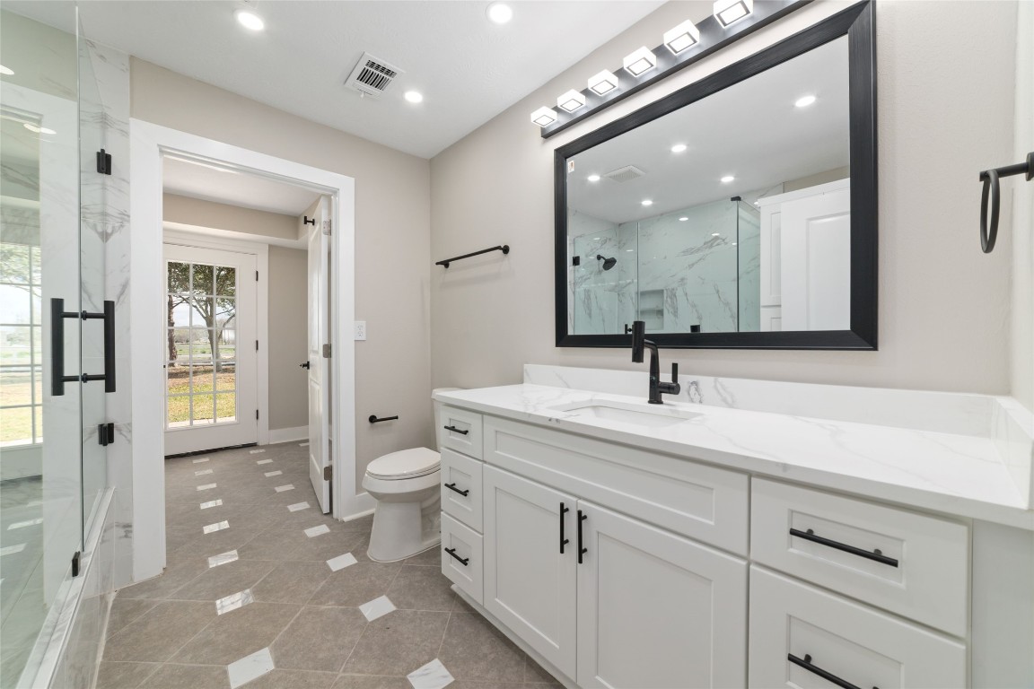 13431 Vrlla Road Guy, TX 77444 - Photo 18 of 32