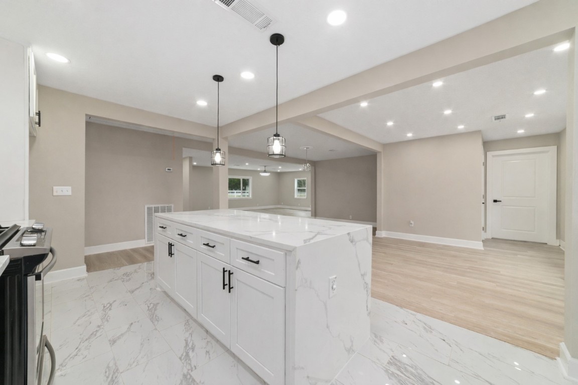 13431 Vrlla Road Guy, TX 77444 - Photo 9 of 32