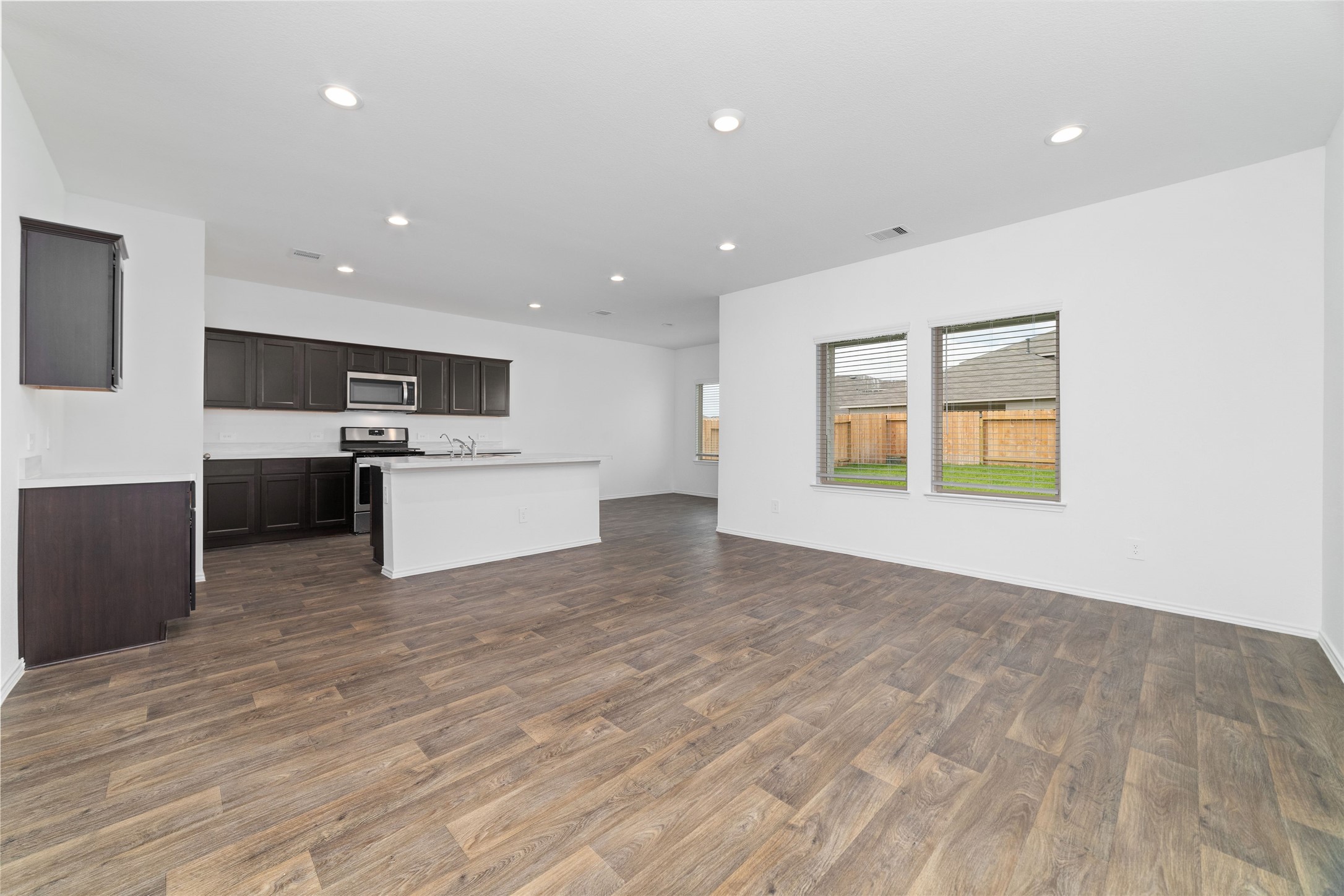 21519 Violet Rdg Road Katy, TX 77449 - Photo 3 of 27