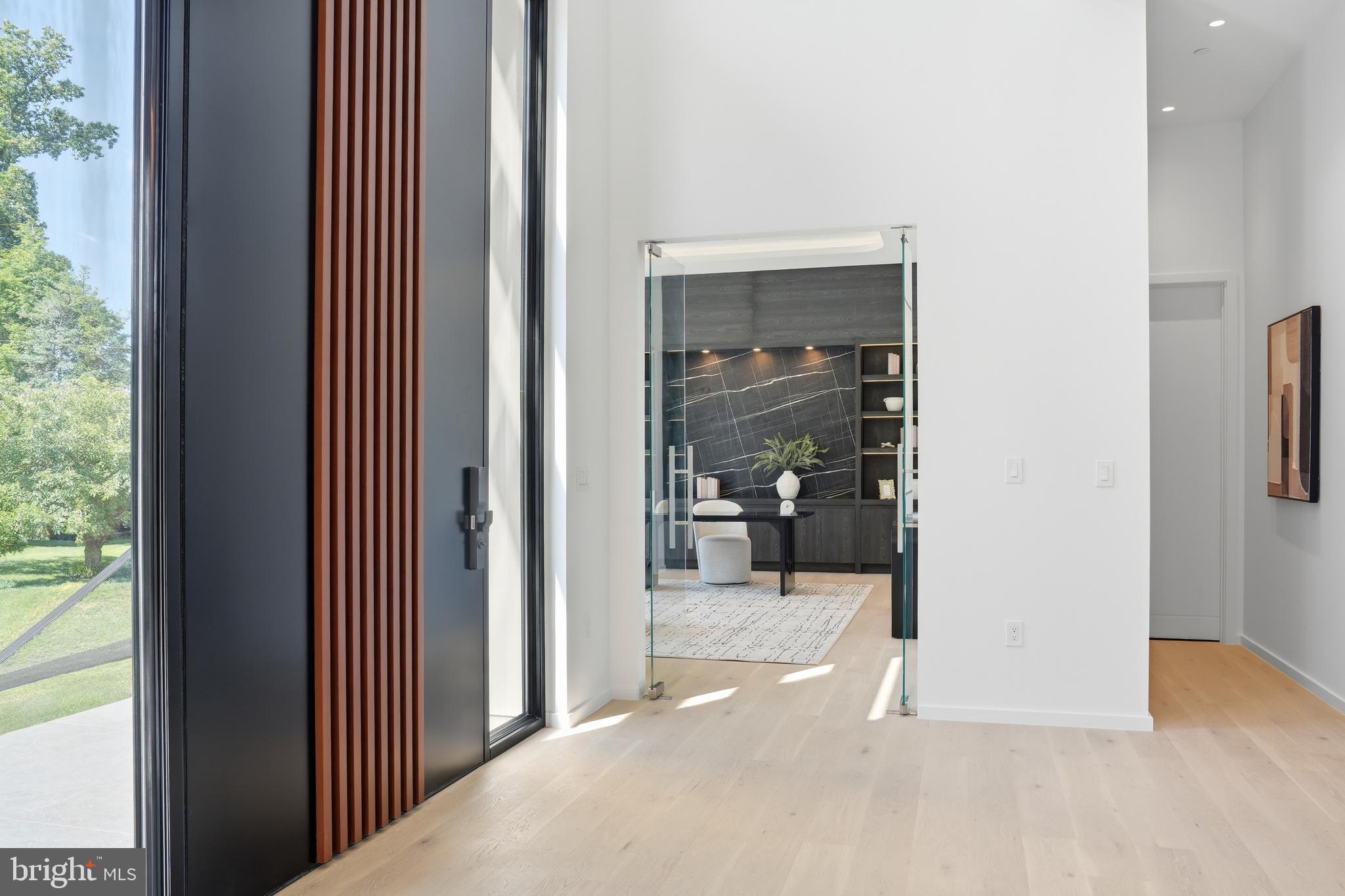 6201 Plainview Road Bethesda, MD 20817 - Photo 16 of 100 Foyer-Office View