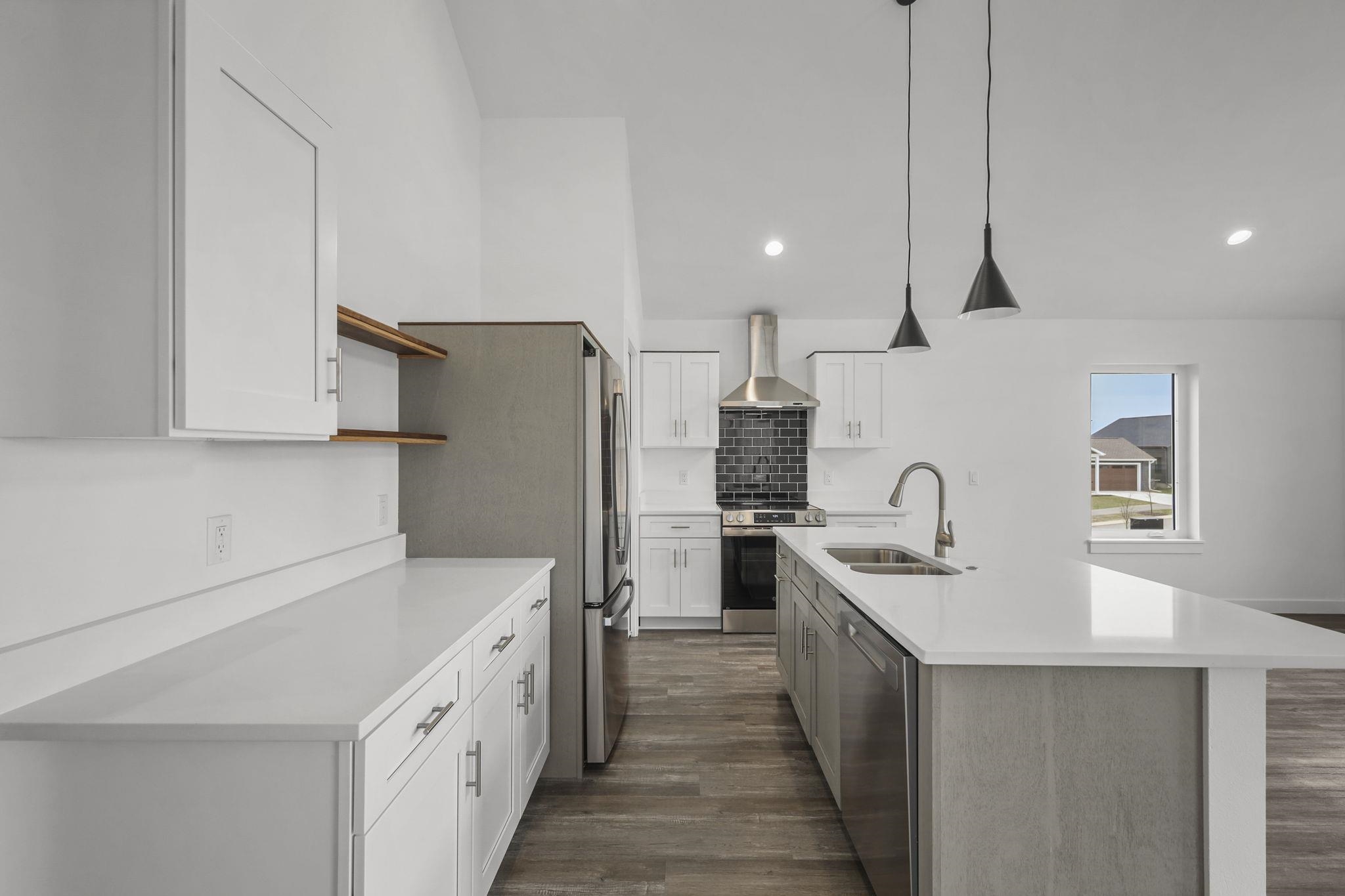 116 Lupine Poynette, WI 53955 - Photo 18 of 44