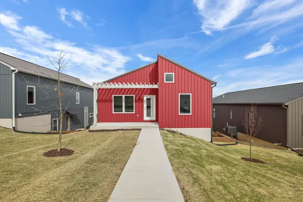 $389,900 | 116 Lupine, Poynette, WI 53955