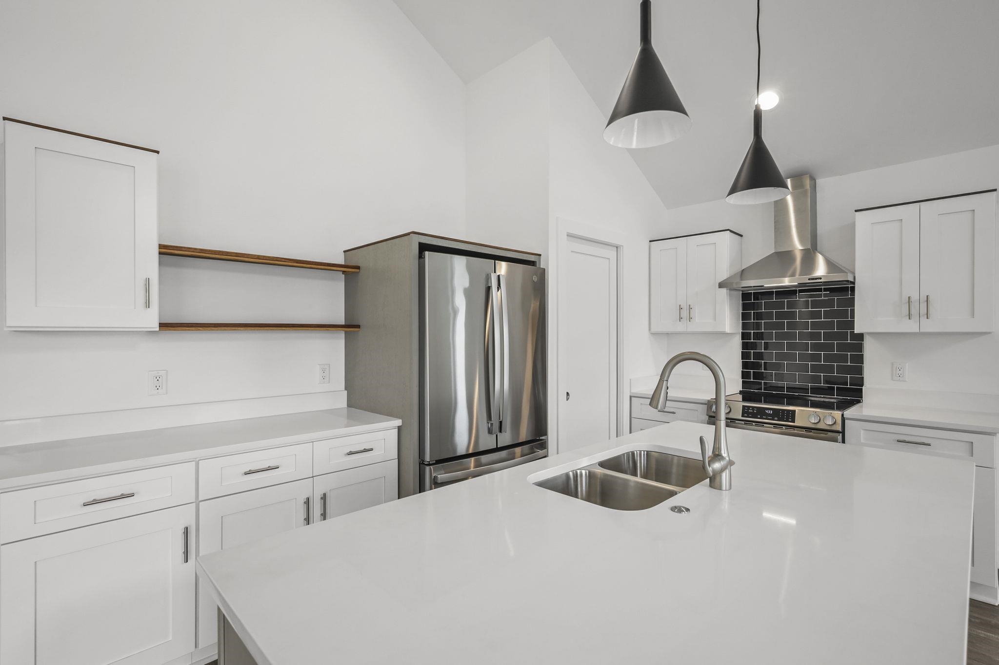 116 Lupine Poynette, WI 53955 - Photo 23 of 44