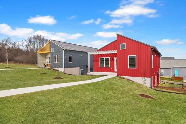 $389,900 | 116 Lupine, Poynette, WI 53955