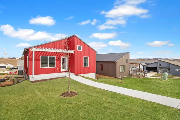 $389,900 | 116 Lupine, Poynette, WI 53955