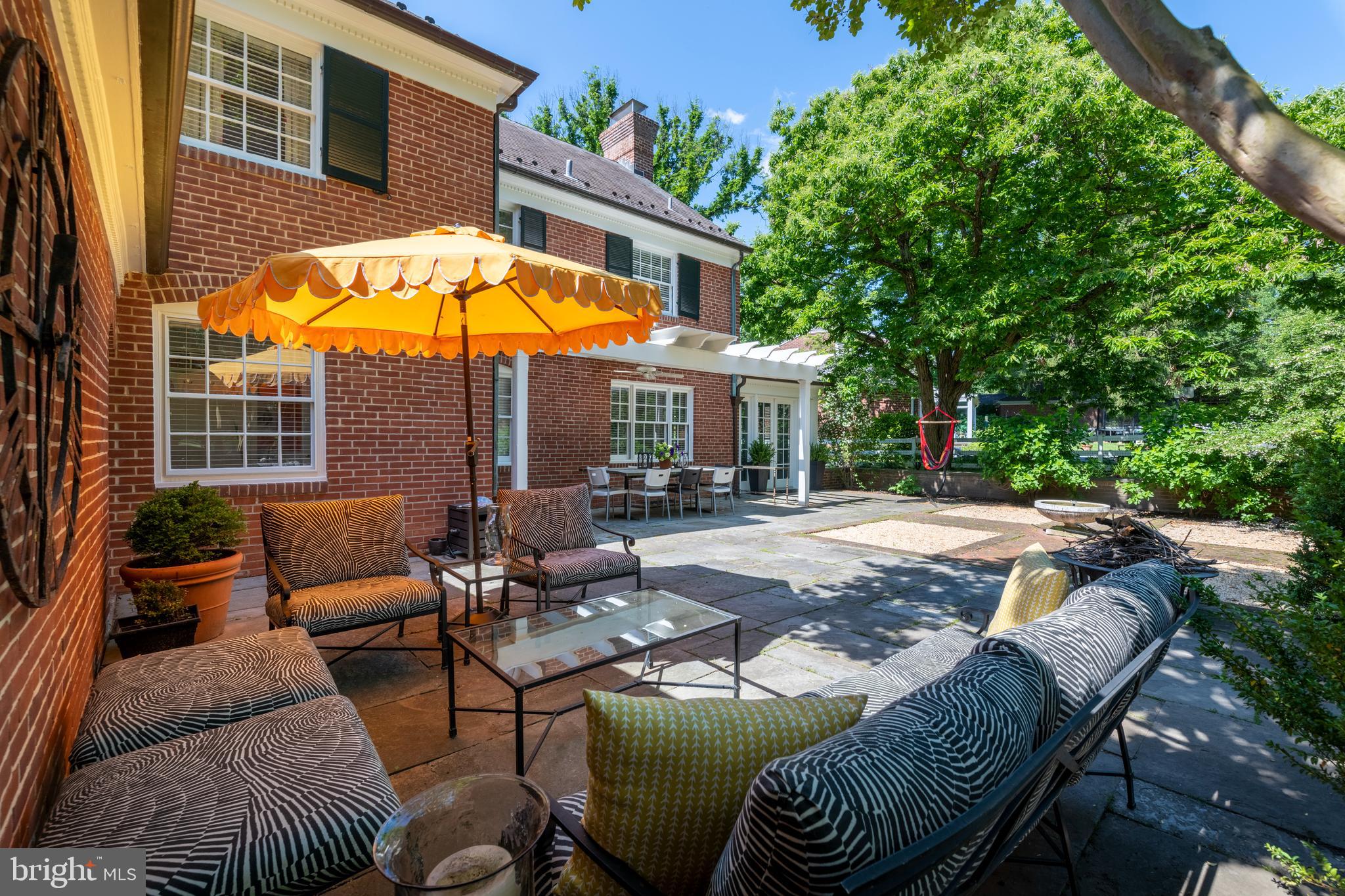 212 Churchwardens Road Baltimore, MD 21212 - Photo 42 of 48 Multiple seating areas on rear patio