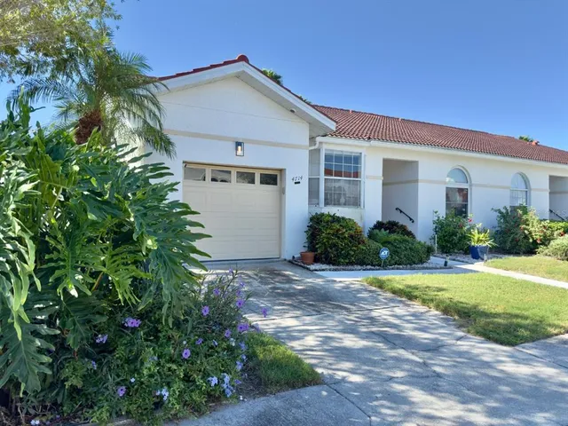 $309,900 | 4714 61st Ave Terrace West, Bradenton, FL 34210