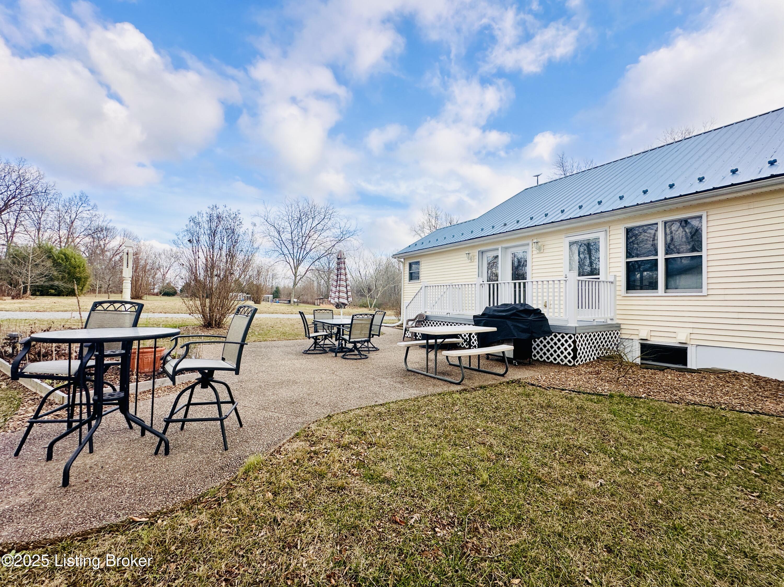 400 Cockrell Road Caneyville, KY 42721 - Photo 35 of 138 Home exterior-32