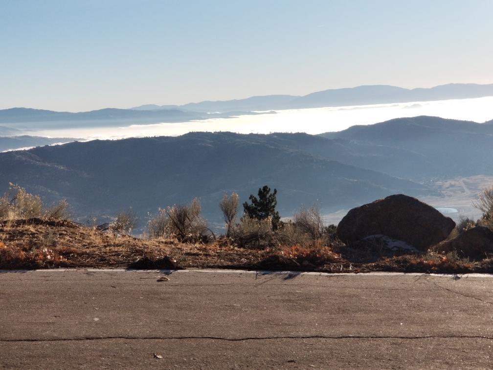 25400 Paramount Drive Tehachapi, CA 93561 - Photo 18 of 19 a view of a house with a yard and mountain view