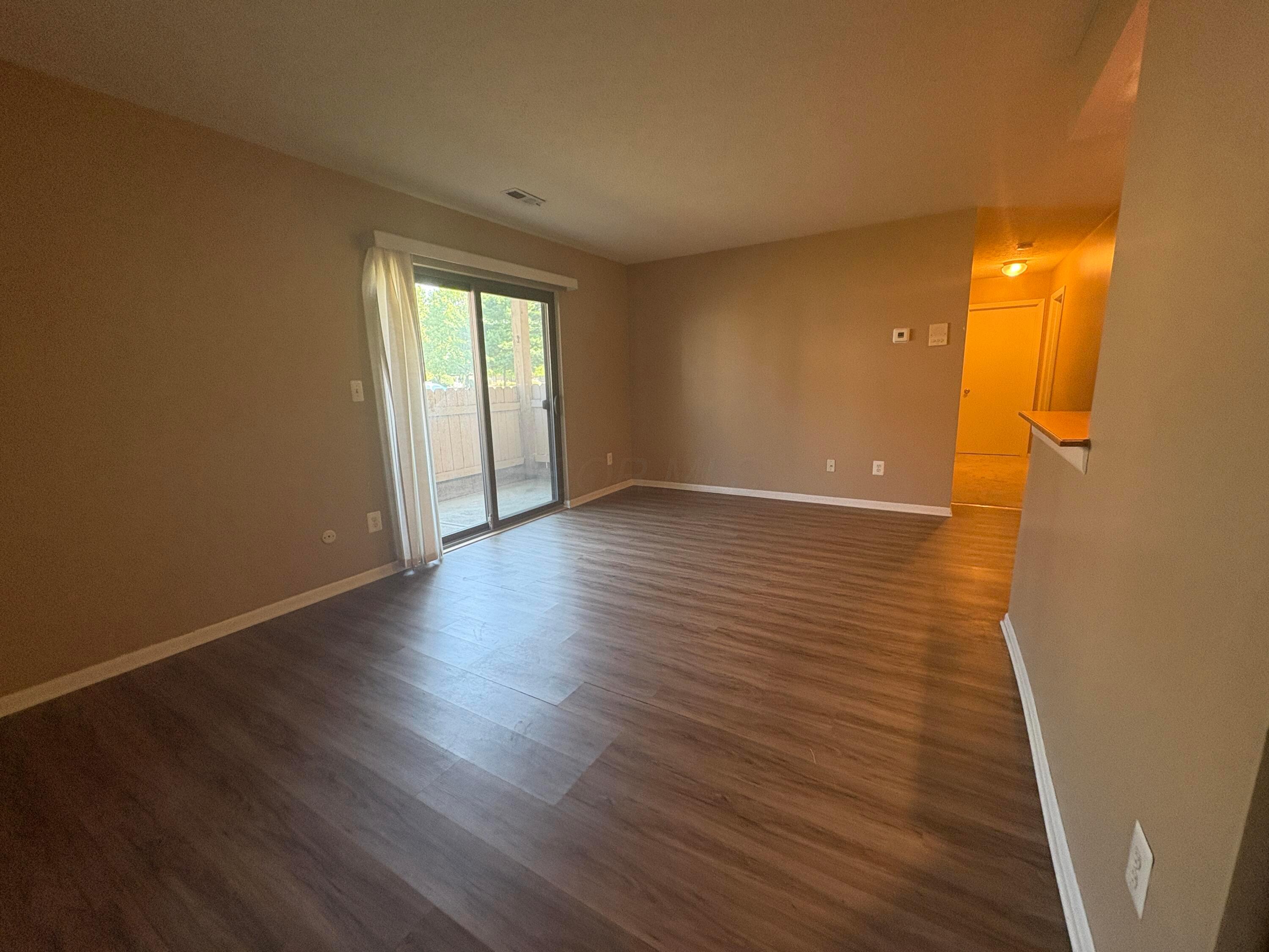2271 Hedgerow Road, Unit 2271C Columbus, OH 43220 - Photo 1 of 23 IMG_0601