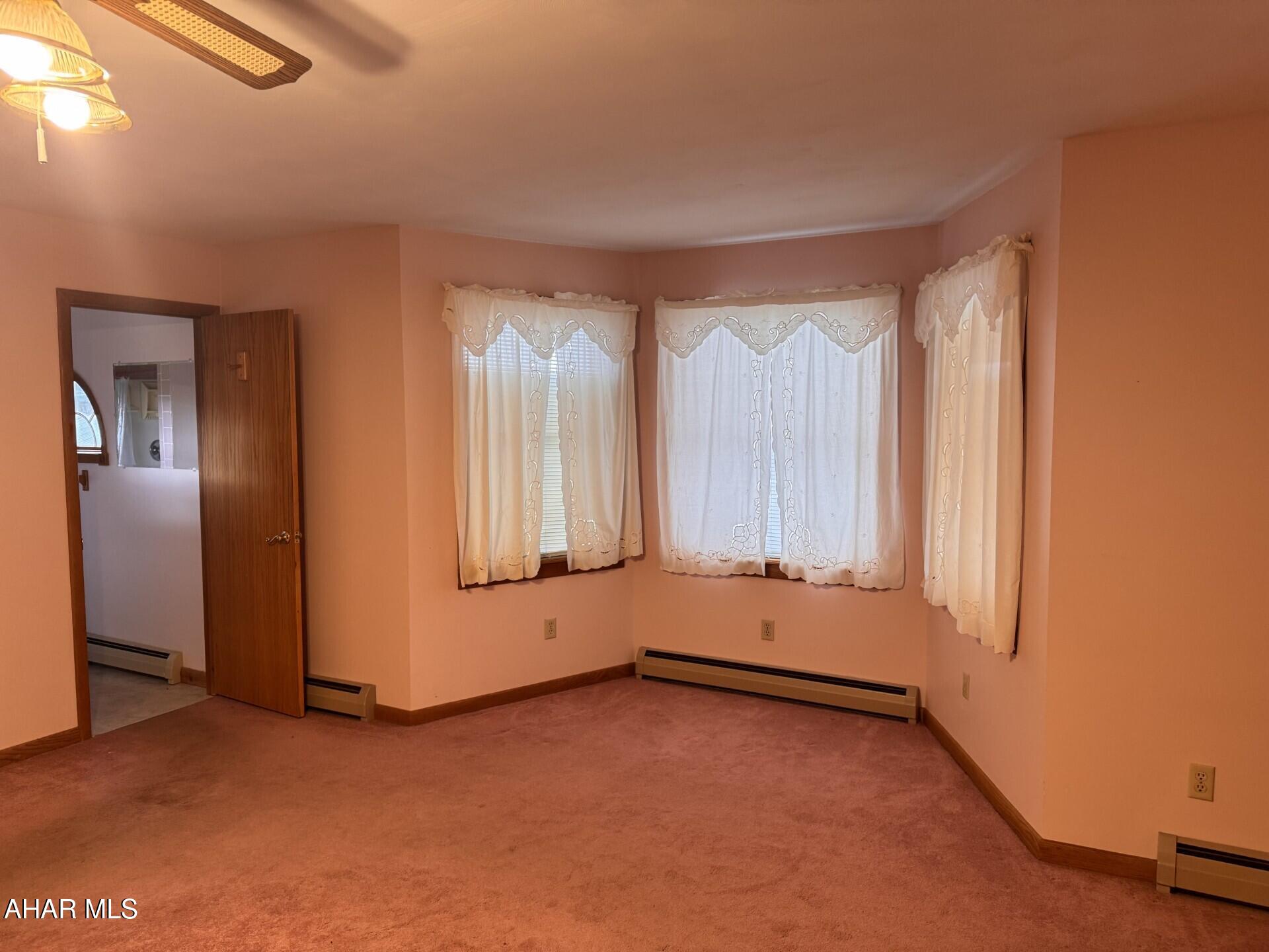 2149 Dutch Road Loretto, PA 15940 - Photo 14 of 30