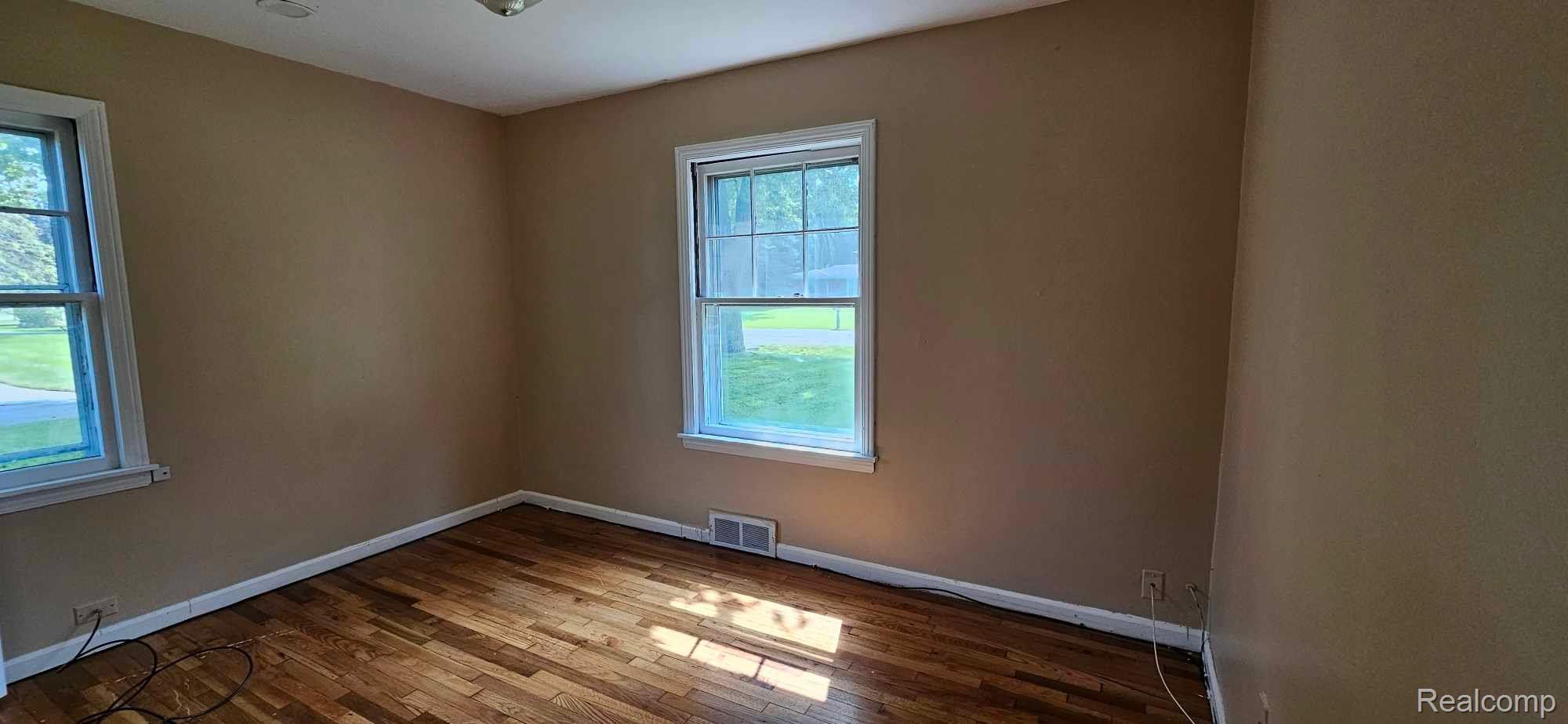 2159 Fred Street Warren, MI 48092 - Photo 11 of 16 Gallery Image 11
