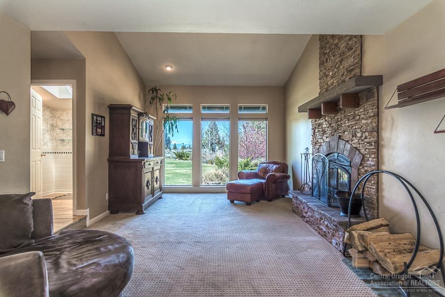 60410 Sun Ridge Bend, OR 97702 - Photo 8 of 23 Additional Photo