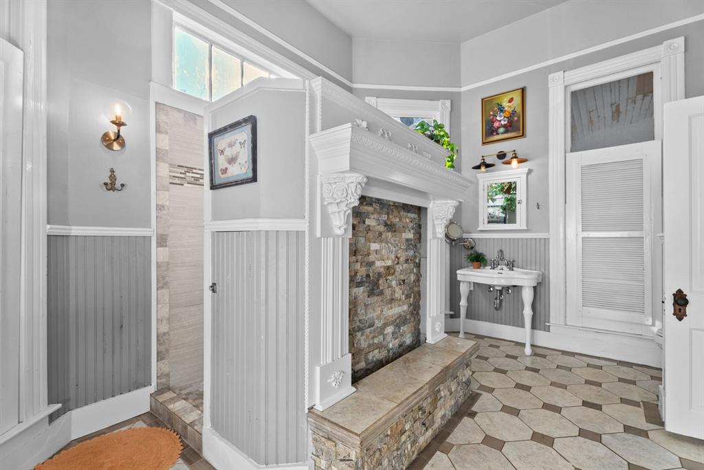 911 West Houston Street Tyler, TX 75702 - Photo 24 of 40