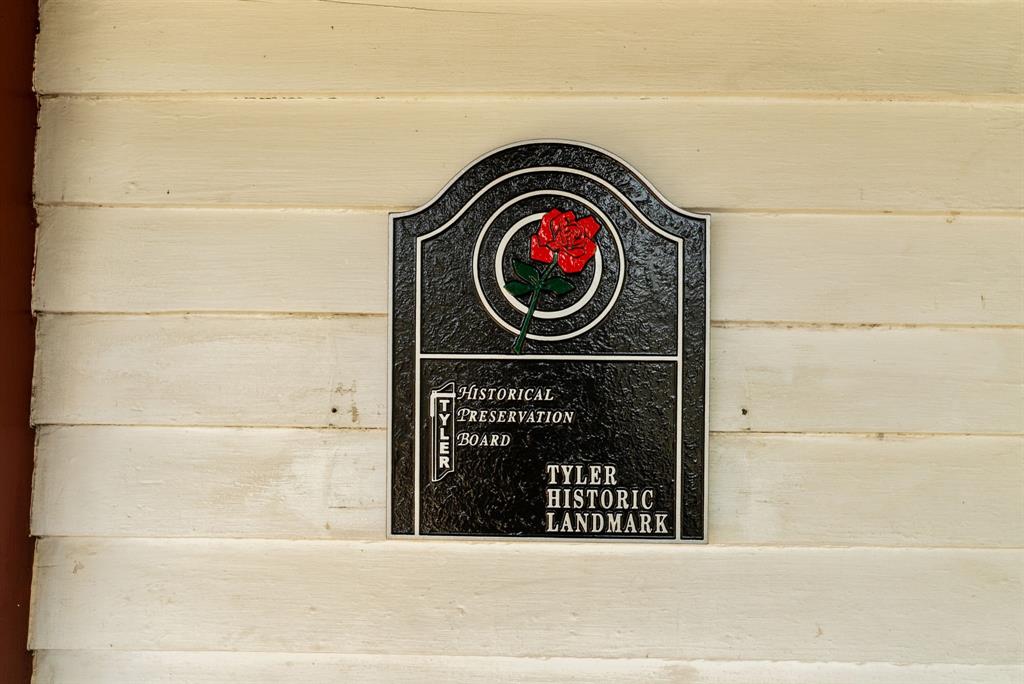 911 West Houston Street Tyler, TX 75702 - Photo 3 of 40