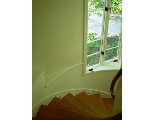 102 Sudbury Road Weston, MA 02493 - Photo 4 of 24 Gallery Image 4