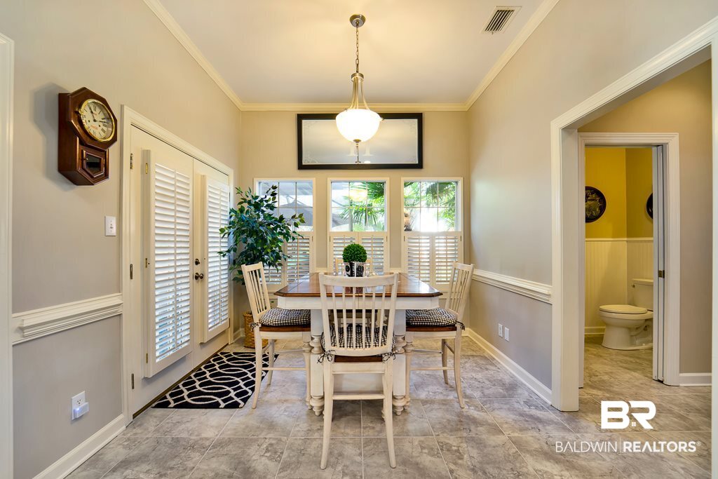 12523 Mary Ann Bch Road Fairhope, AL 36532 - Photo 13 of 41 13 Breakfast Room