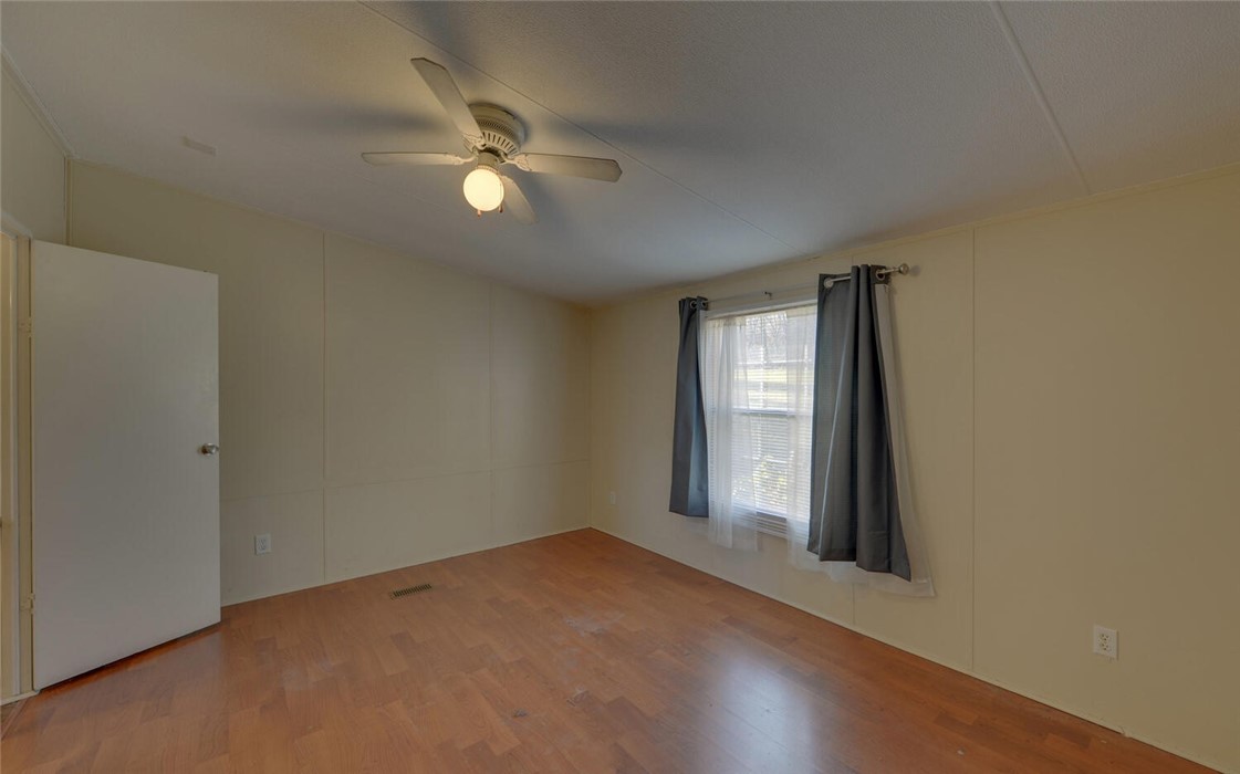 1504 Chandler Ferry Road Hartwell, GA 30643 - Photo 14 of 48 Gallery Image 14